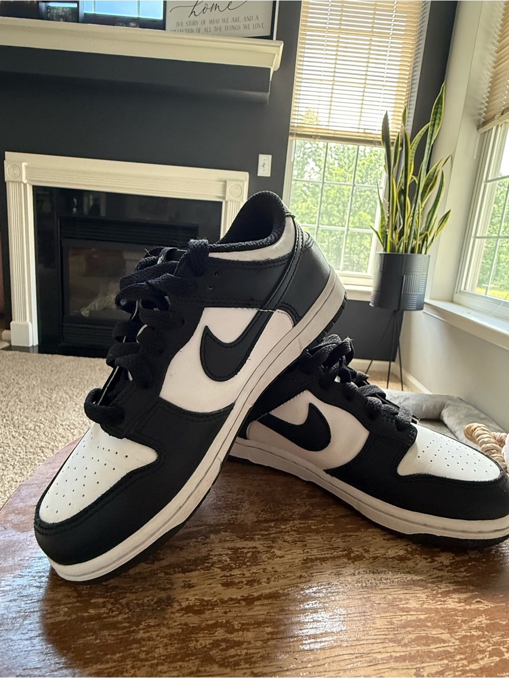 Nike Black and White Low-Top Sneakers - Retro Swoosh Design